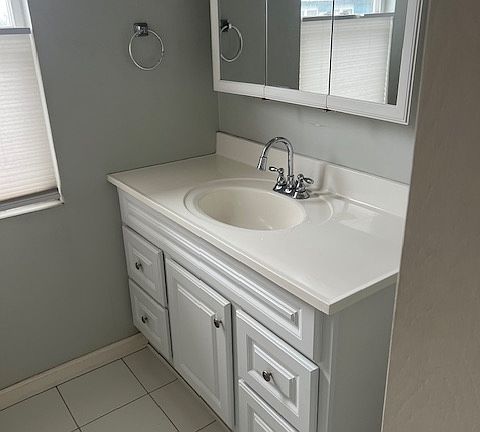 4th image of 1128 Fisher Ave #B