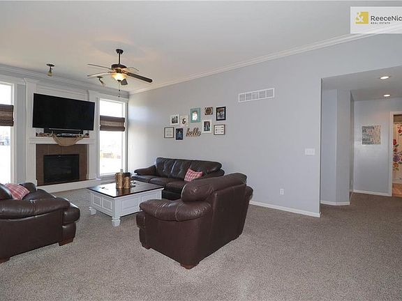 5th image of 8821 N Mersington Ave