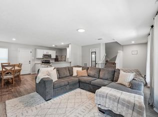 15011 Crockett Rd, Willis, TX 77378