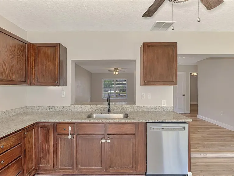 5520 Hayden Blvd — Photo 21