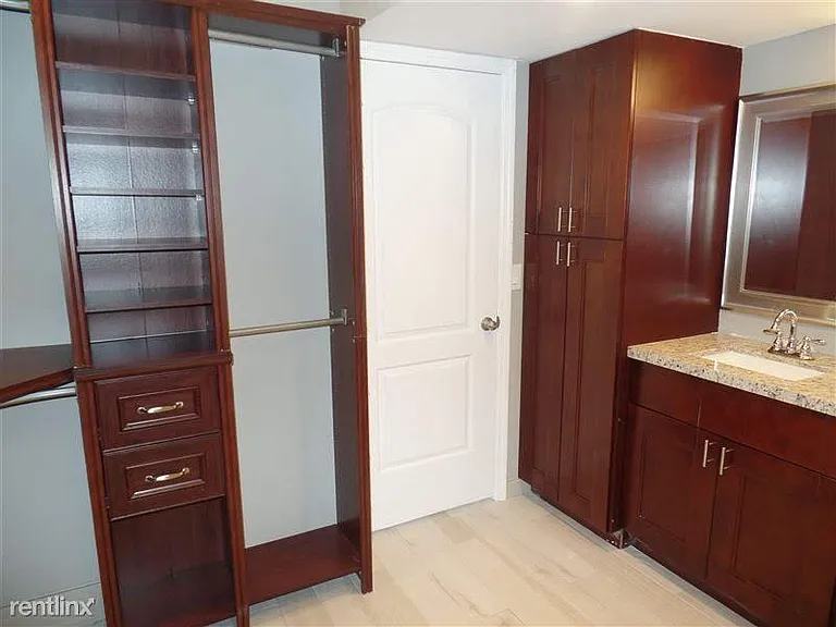 2851 N Oakland Forest Dr #111 — Photo 2
