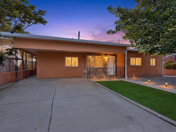 347 62nd St NW, Albuquerque, NM 87105
