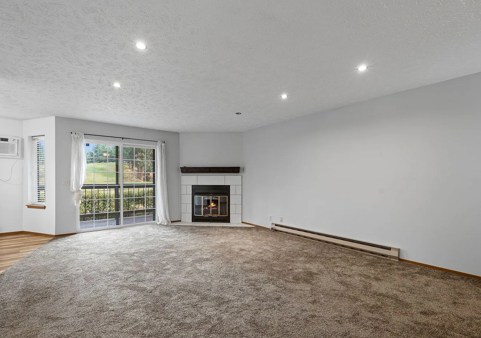 The Woodlands Condos — Photo 1