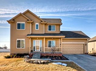 16059 Manderson St, Omaha, NE 68116