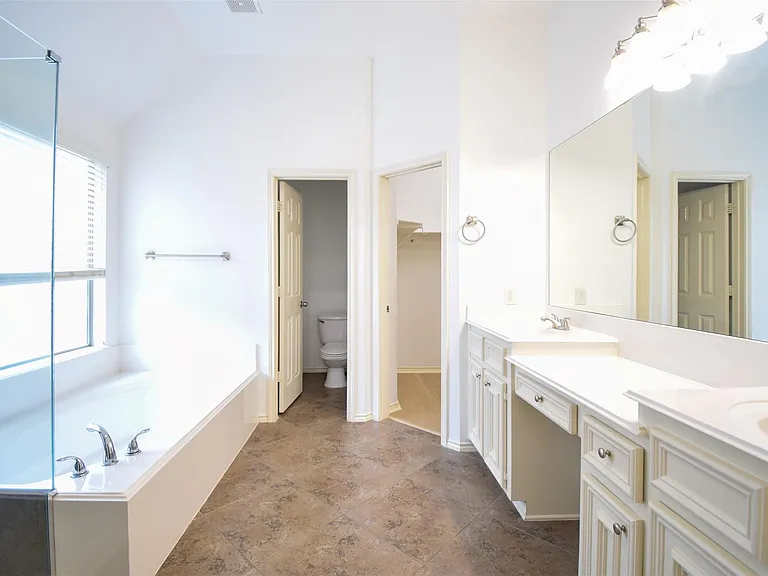 1511 Eden Meadows Dr — Photo 21