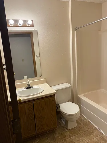 1703 University Dr SE #205 Photo 1