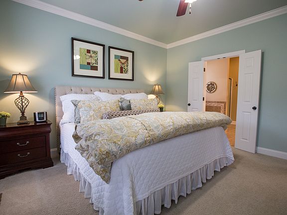5th image of 634 Patriot Ln