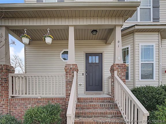 4th image of 41 Black Diamond Ct