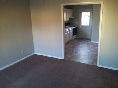 1st image of 122 Brush Hill Ct