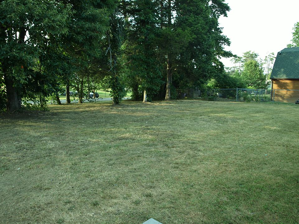 Great backyard loads of room