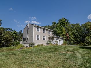 15 Windswept Dr, Woodstock, CT 06281