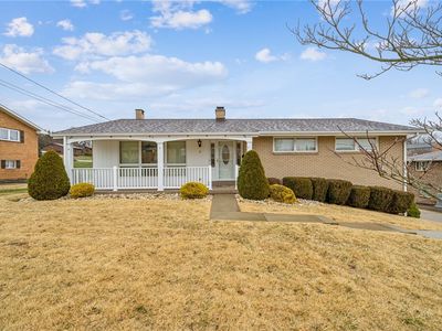 9 Dell Dr, Irwin, PA, 15642