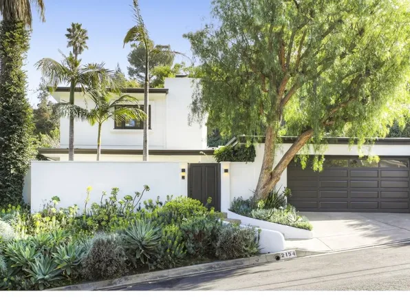 2154 Sunset Crest Dr, Los Angeles, CA 90046