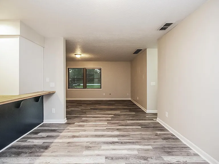 5283 Villa Ct — Photo 4