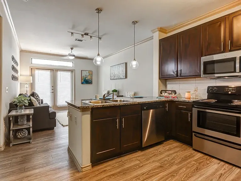 Bella Palazzo Luxury Apartment Community — Photo 48