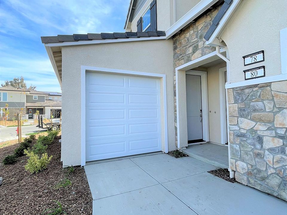1st image of 80 E Boshra Ct