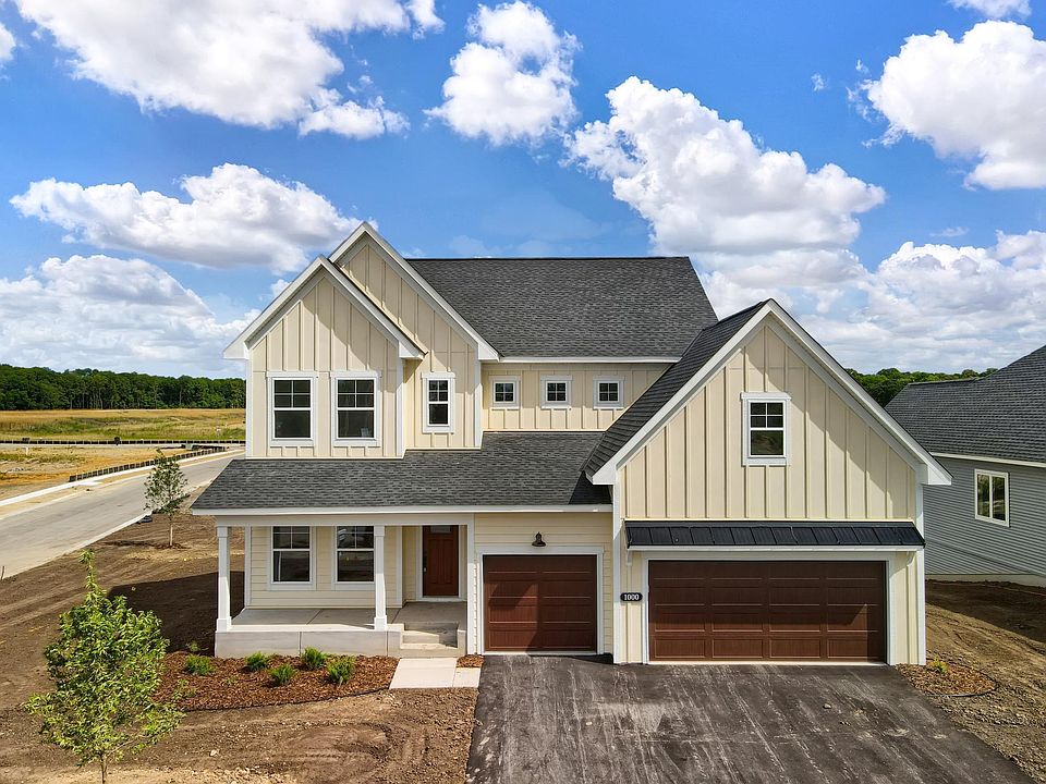 1st image of 1937 Dahlia Dr