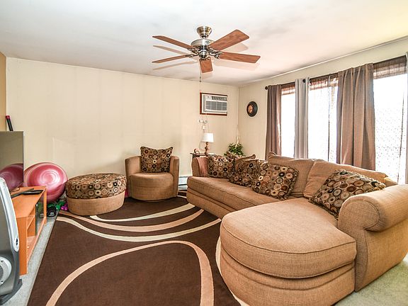 4th image of 14830 Ketelaar Dr APT 3E