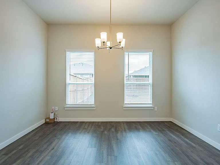 640 Wheatfield Dr — Photo 18