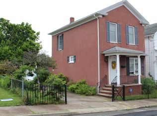 52 Franklin St, Plymouth, PA 18651