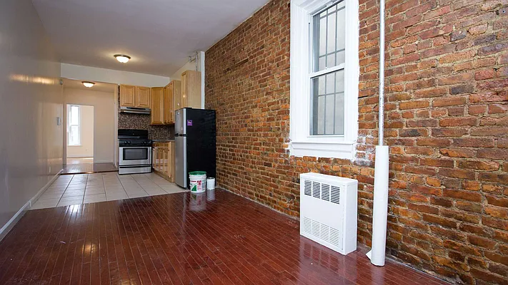 Rented by Nooklyn NYC LLC | media 19