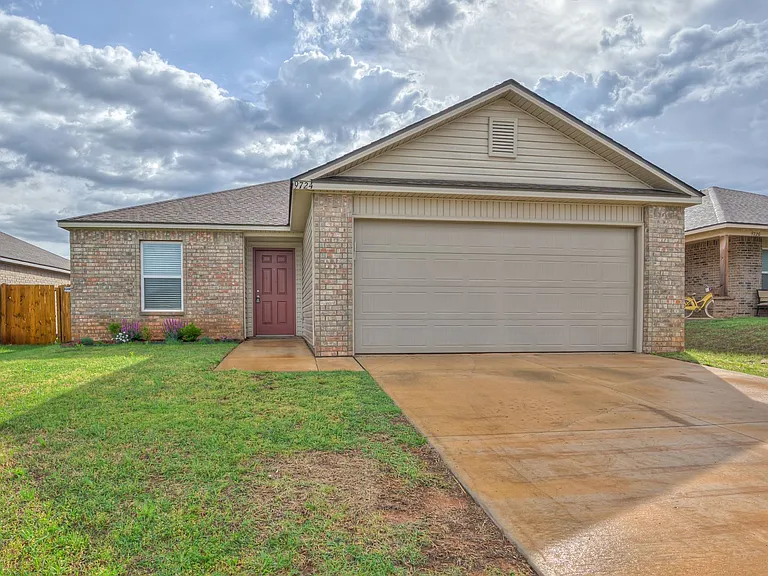 9724 Saddle Dr — Photo 4