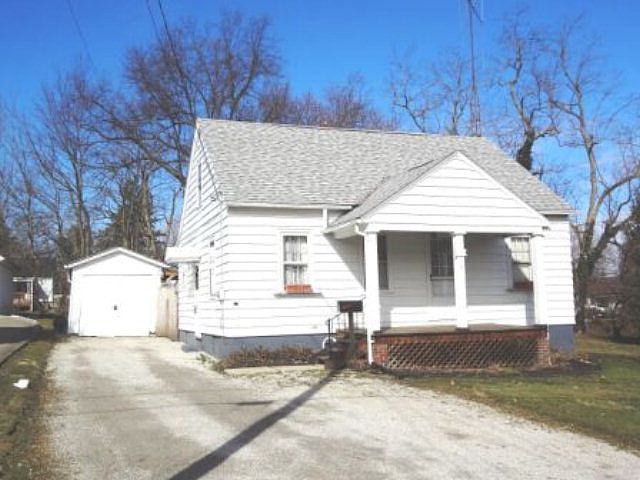 1st image of 939 Averill Ave