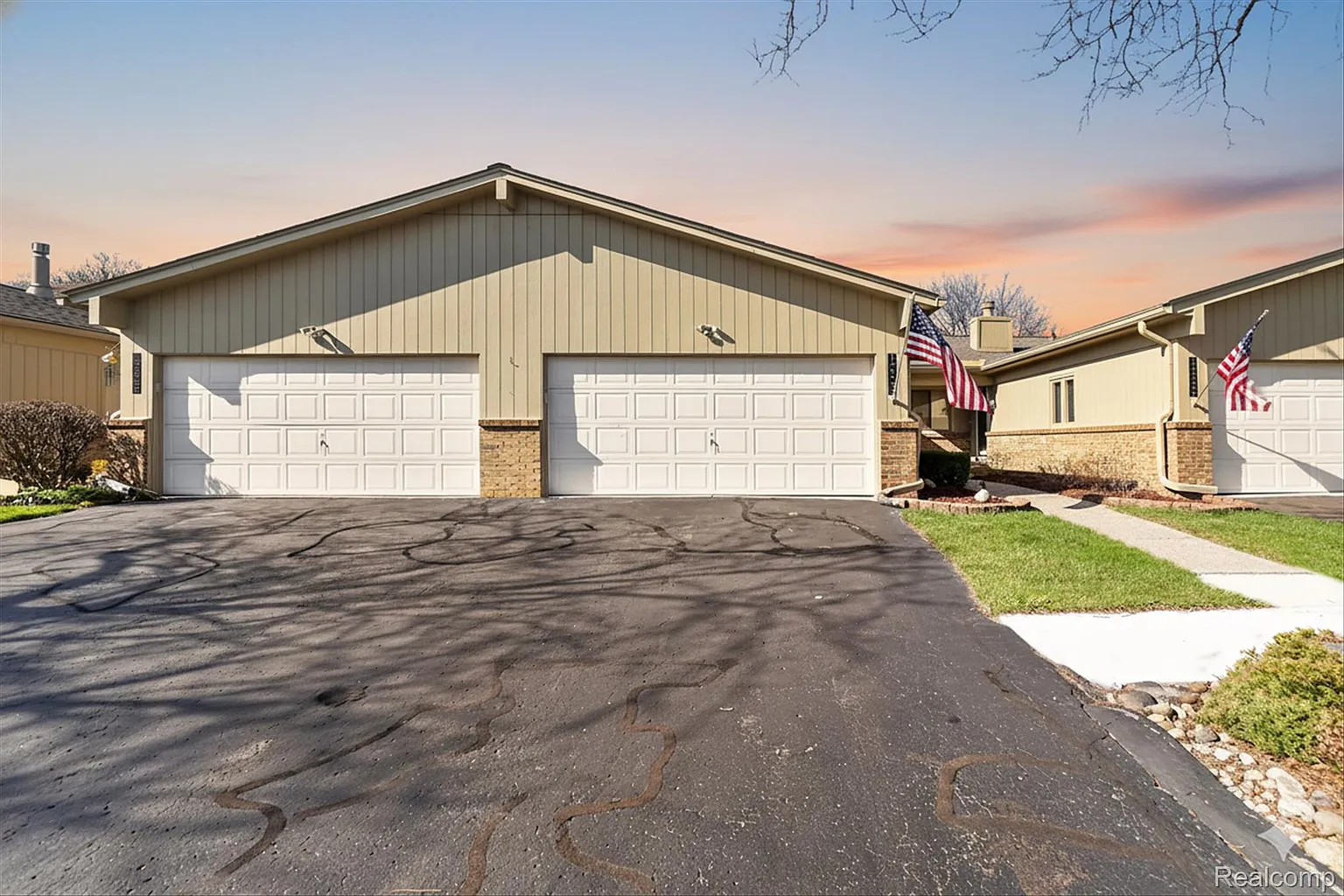 12342 Pinecrest Dr photo 1