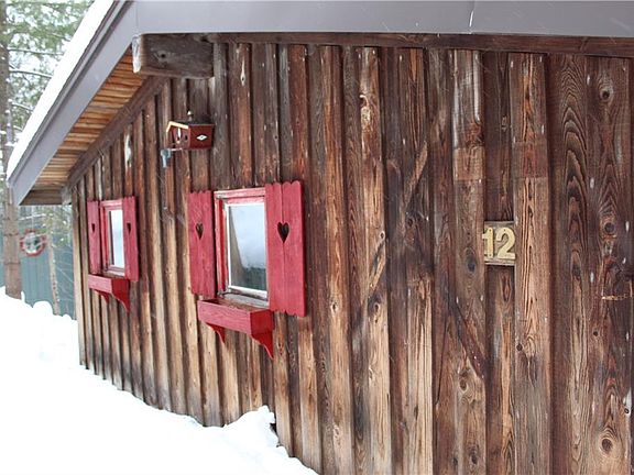 2nd image of 12 Sno Way