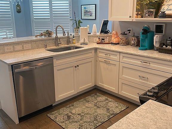 2nd image of 165 Captiva Ct