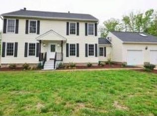 102 Maple Ln, Williamsburg, VA 23185