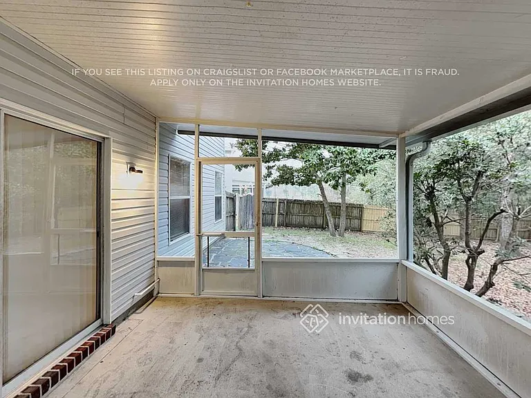 13581 Ashford Wood Ct E — Photo 22