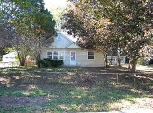 6533 N Sandy Acre Rd, West Bend, WI 53090