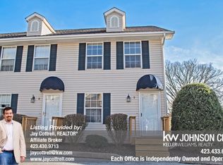7 Pepper Ridge Ct, Johnson City, TN 37615