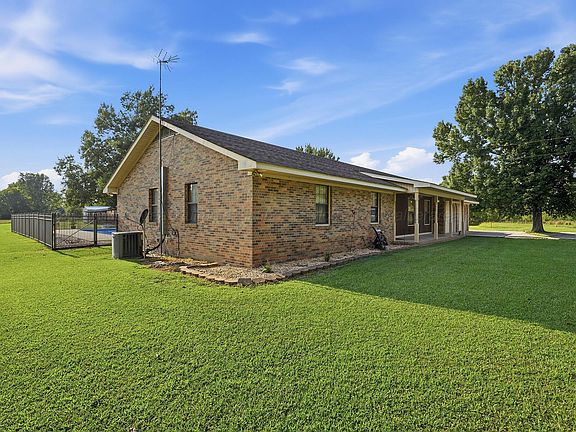 5th image of 2697 County Road 165