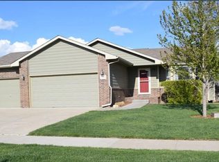 2304 Old Main St, Newton, KS 67114