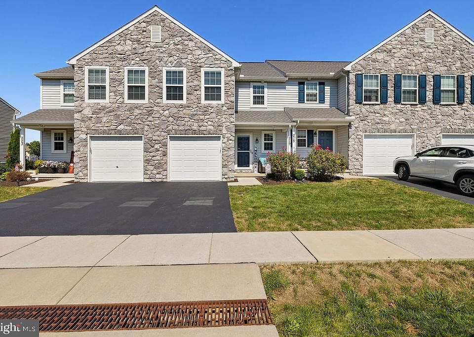1st image of 219 S Village Cir #U-0175