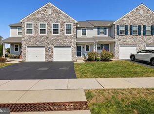 219 S Village Cir #U-0175, Palmyra, PA 17078