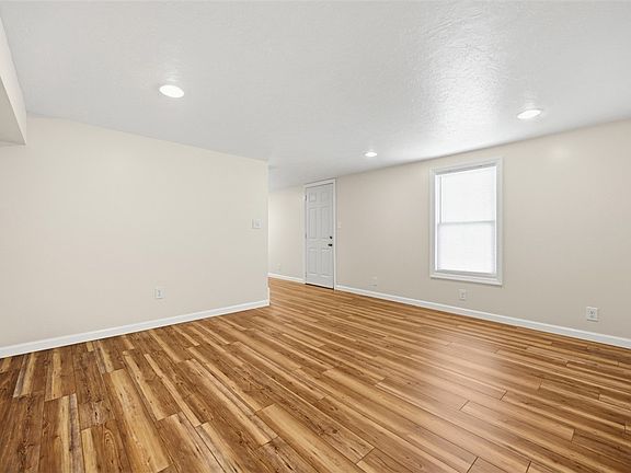 3rd image of 310 Madison Ave