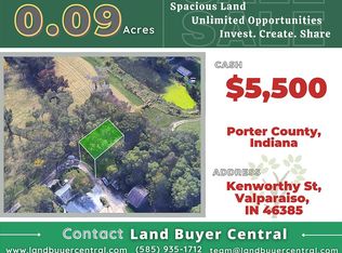 32 Kenworthy St, Valparaiso, IN 46385