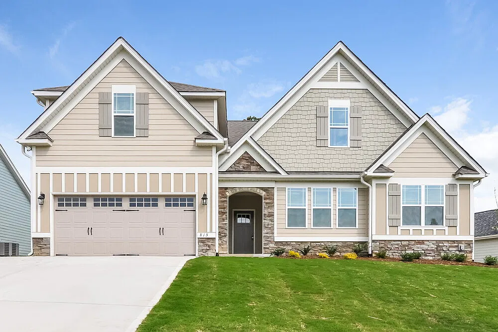 4 bed, 3.0 bath, 2763 sqft, $3,940 — Photo 1