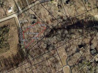 Yates Lake Dr, Scottsville, KY 42164