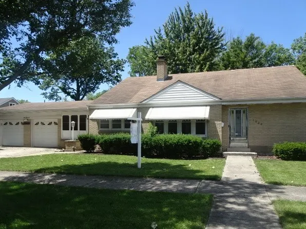 1000 Newcastle Ave, Westchester, IL 60154
