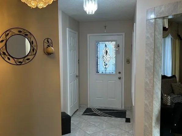 3546 Italia Cres, Mississauga, ON L5B 3T6