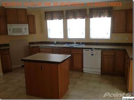 3rd image of 533 Ronald Dr