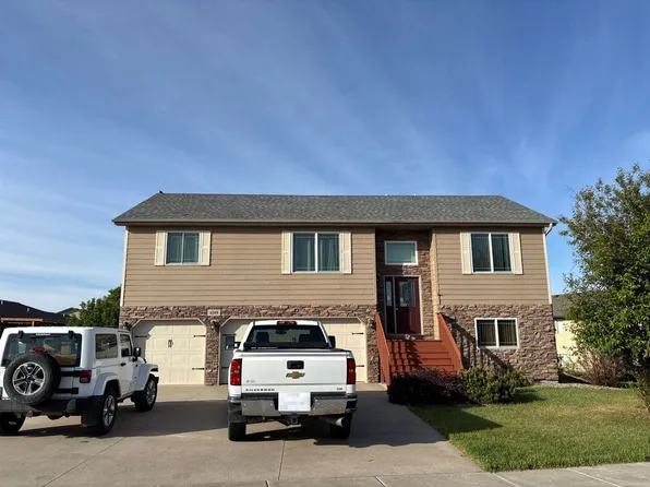 4309 Turnberry Rd, Rapid City, SD 57702