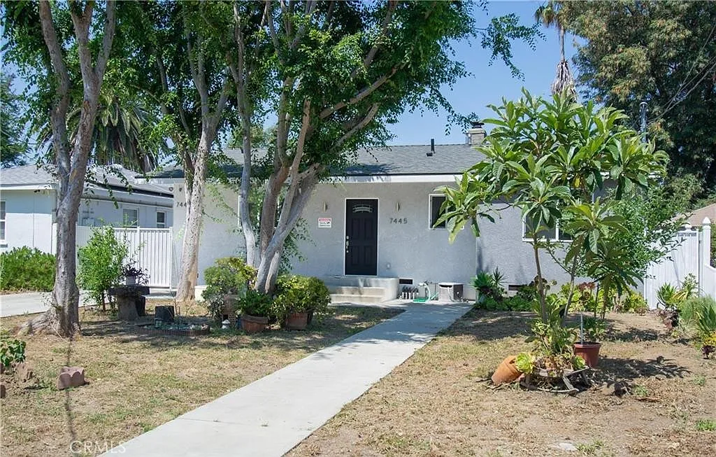 2 bed, 1.5 bath, 1008 sqft, $3,150 — Photo 1