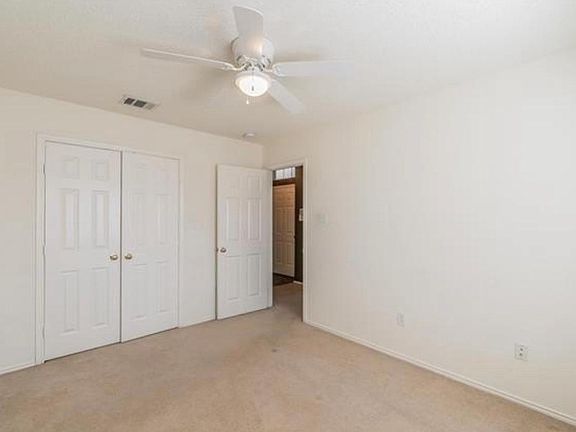 5th image of 4605 Barnhill Ln