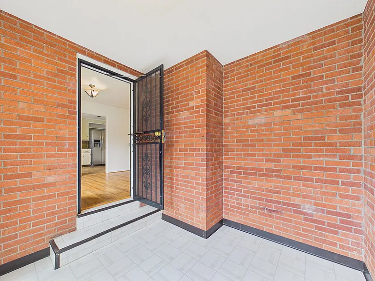 1695 E Cornell Ave — Photo 20