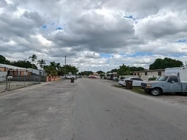 540 E 37th St, Hialeah, FL 33013